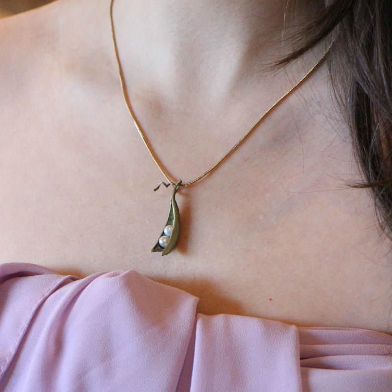 michael michaud pea pod two pearl necklace