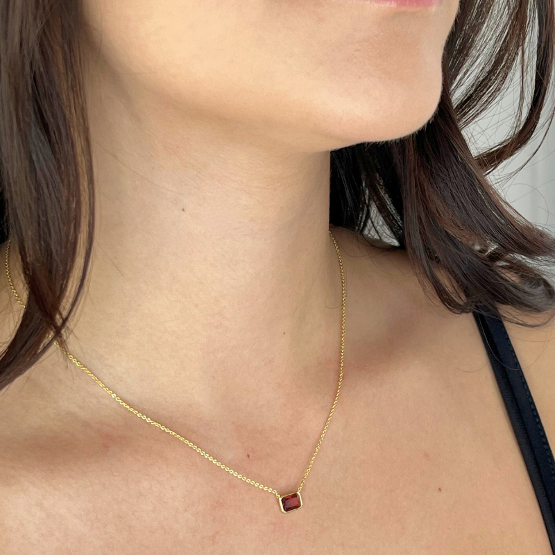 tai elegant gold ruby necklace