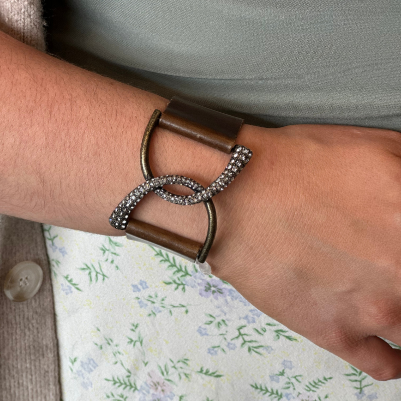 rebel designs crystal leather double d cuff brown