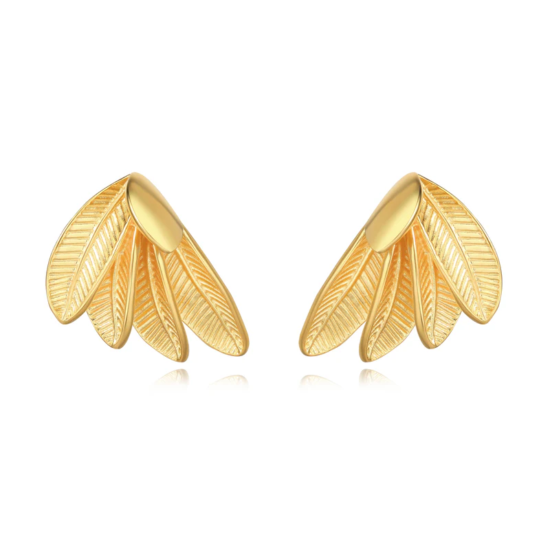 sahira beatrice feathr gold stud earring