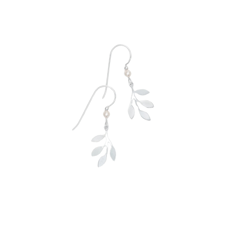 holly yashi signature silver earring