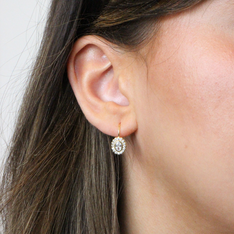 electric picks dowery gold earring